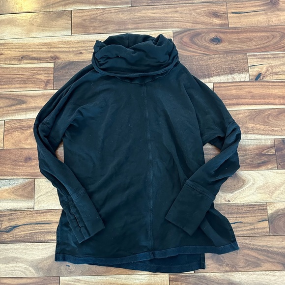 Caslon xs black sweatshirt from Nordstrom. Cozy. Did slits and thumb holes. - Picture 1 of 2
